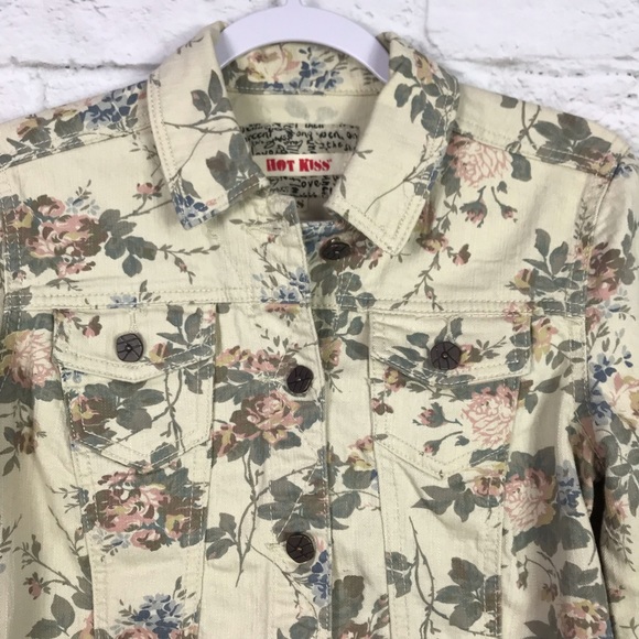 Hot Kiss Cream Spring Floral Denim ButtonUp Jacket - Picture 2 of 7